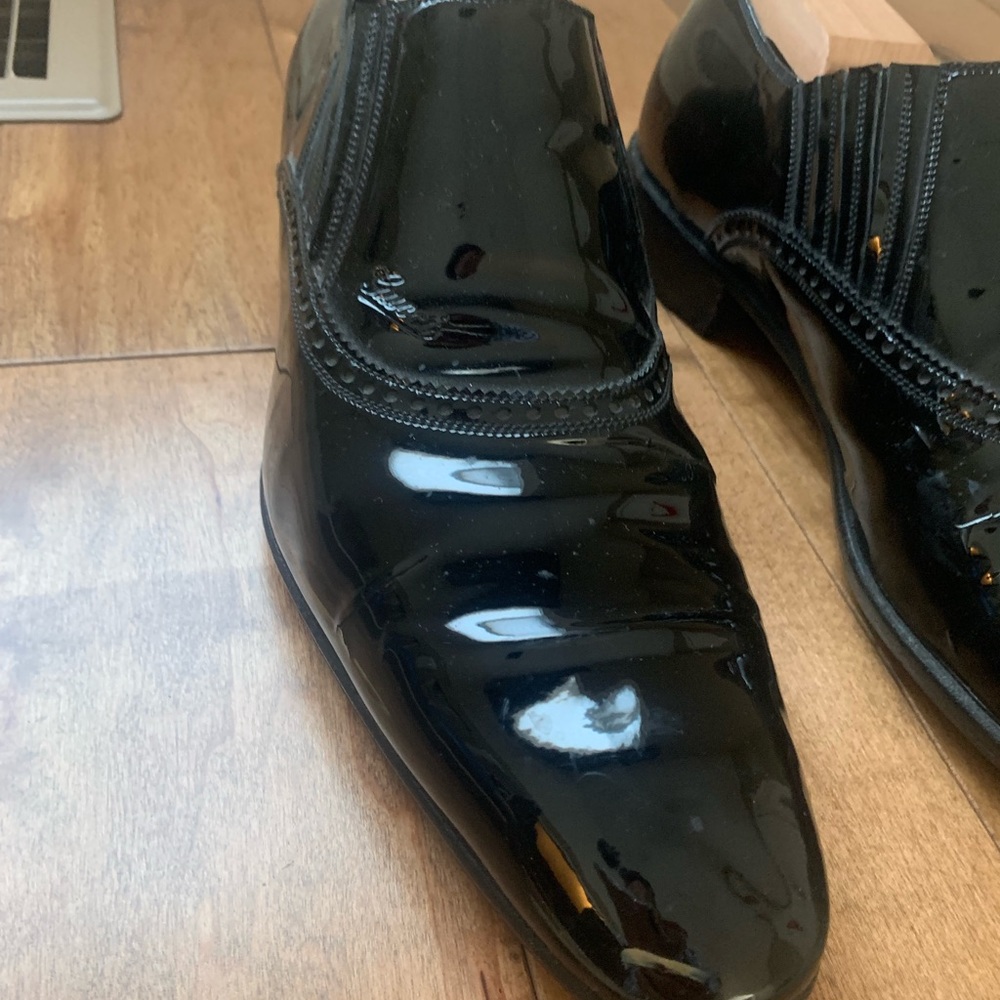 Dress Gucci shoes